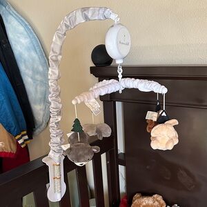 The Peanutshell Musical Crib Mobile, Forest Theme & Plays 12 different songs